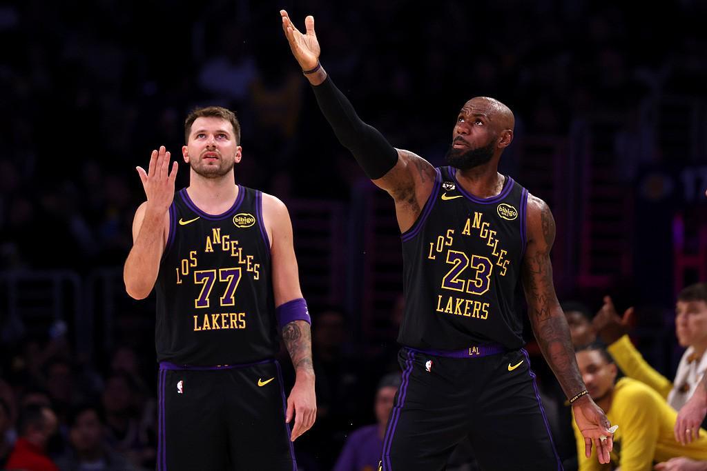 bifa必发官方网站-湖人队常规赛数据：投篮命中率50.2%全联盟第一，得分第11失分第12